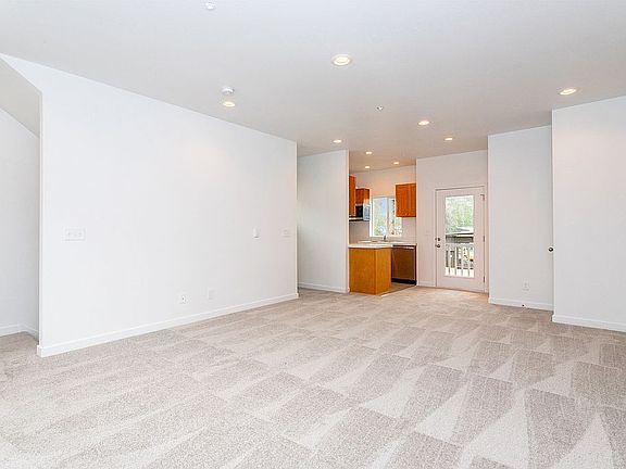 4th image of 7201 E G St