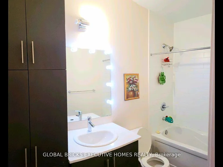365 Prince Of Wales Dr #408 — Photo 15