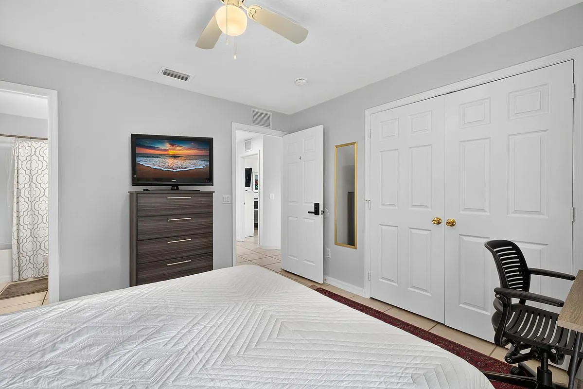 4 bed, 2.0 bath, 1188 sqft, $780 — Photo 4