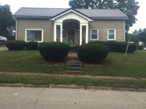 602 N 1st St, Grayville, IL 62844
