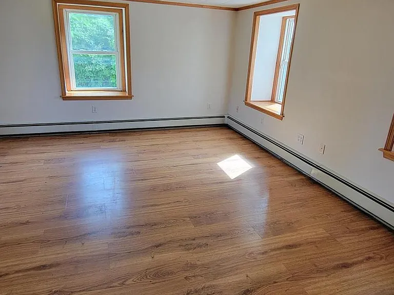 9 School House Rd — Photo 12