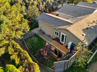 870 McQueen Dr #104, Kamloops, BC V2B7X9