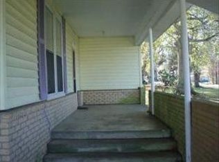 1930 Crosstie St, Starkville, MS 39759
