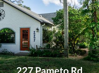 227 Pameto Rd, Nokomis, FL 34275