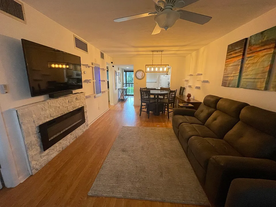 1014 Manatee Rd #F206