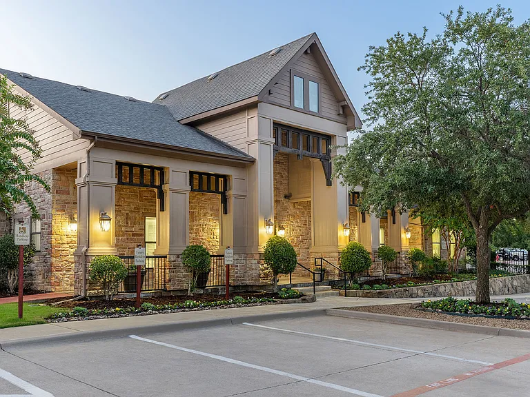 C200580 Lakeside Villas Grand Prairie.-10