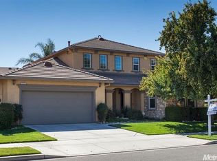 1922 Caprice Dr, Turlock, CA 95382