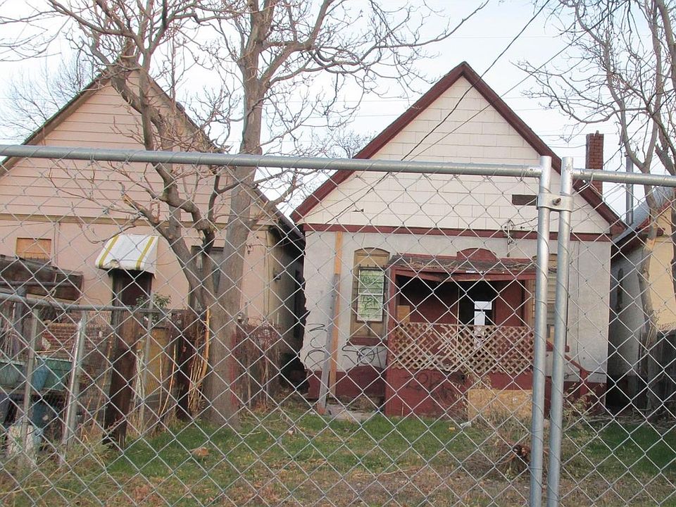 2nd image of 4305 Columbine St