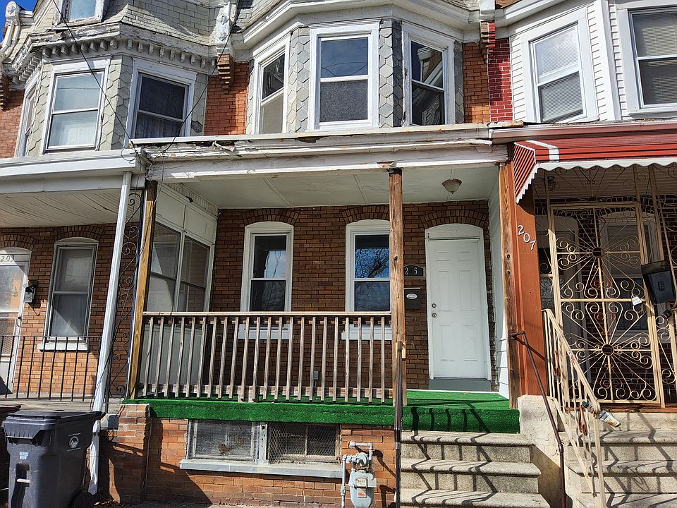 1st image of 205 N Dupont St