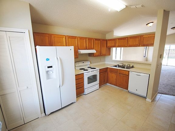 2nd image of 1019 Manigan Ave