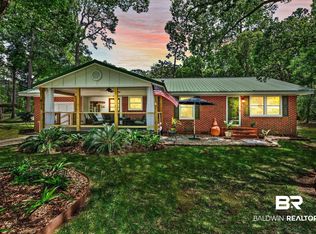 611 General Anderson Pl, Dauphin Island, AL 36528