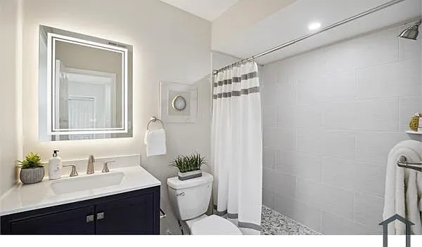 1916 M St NE #4 — Photo 10