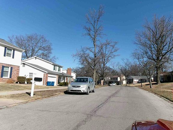 4th image of 852 Green Lantern Ln