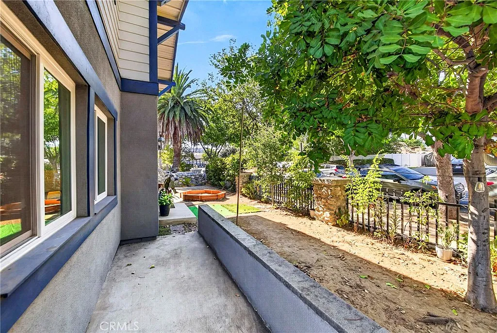 3 bed, 1746 sqft, $3,900 — Photo 3