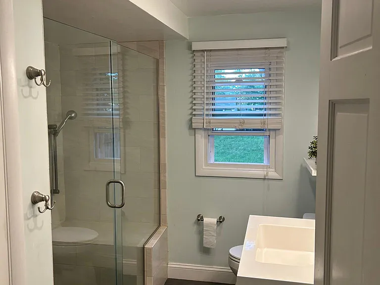329 Locust Ave — Photo 14