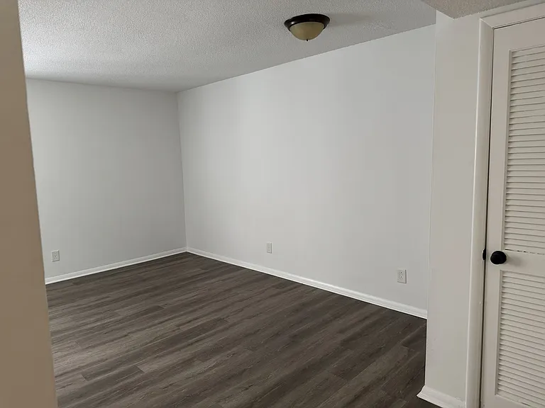 834C Beacon Pkwy E #C — Photo 3