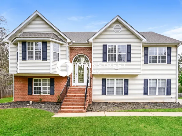 1038 Hampton Rd, Hampton, GA 30228