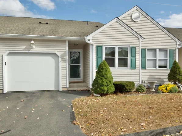 613 Overlook Path #613, Southington, CT 06489