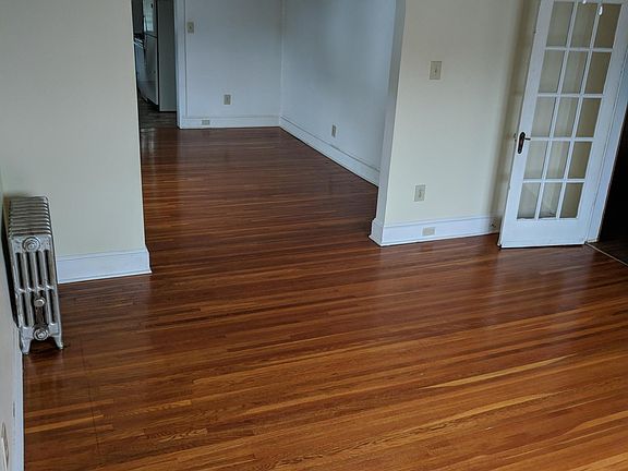 3rd image of 513 E Grant St #2