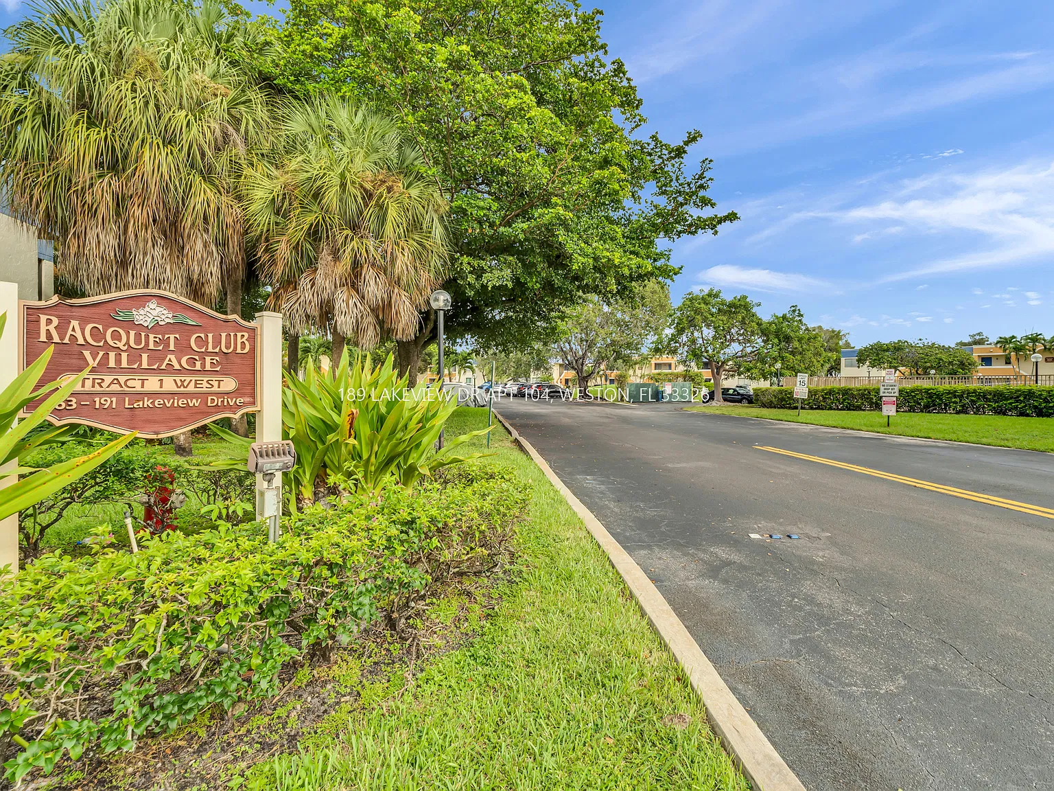 3 bed, 1228 sqft, $2,950 — Photo 1