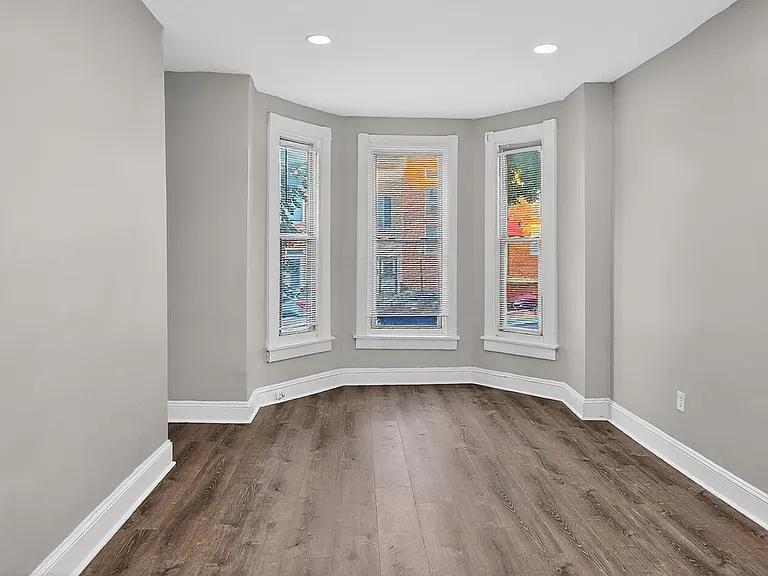 1119 Montello Ave NE — Photo 61