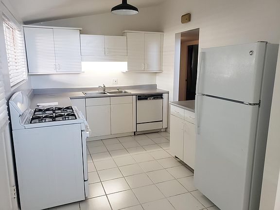 5th image of 6756 Lurline Ave