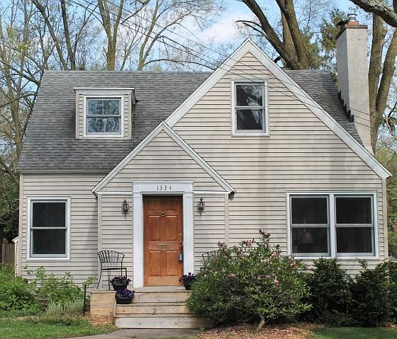 1st image of 1334 Colorado Ave SE
