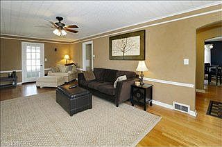 4th image of 1205 Cambridge Dr