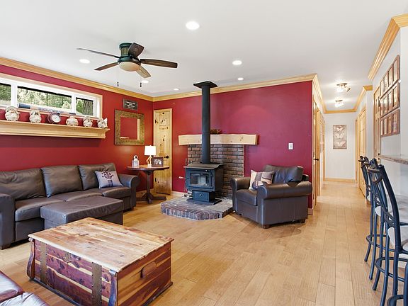 5th image of 714 Watson Rd