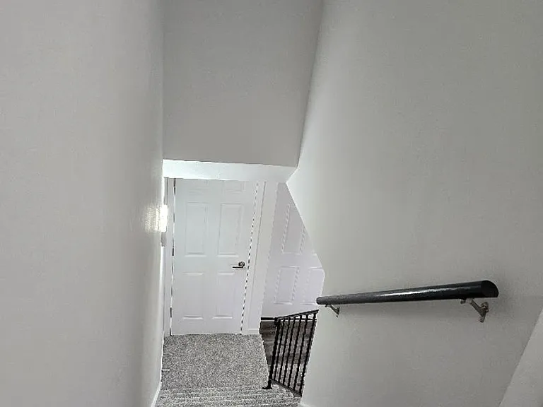 101 2nd Ln — Photo 24