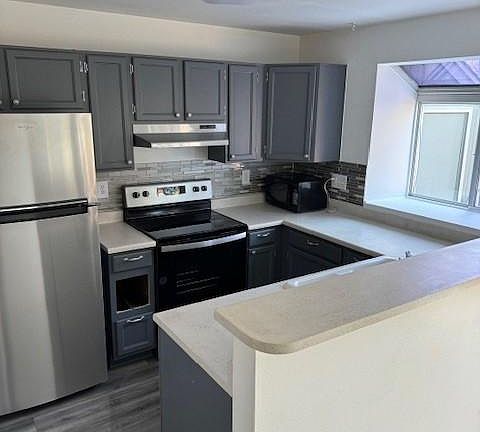 4th image of 1223 S Flower Cir APT B
