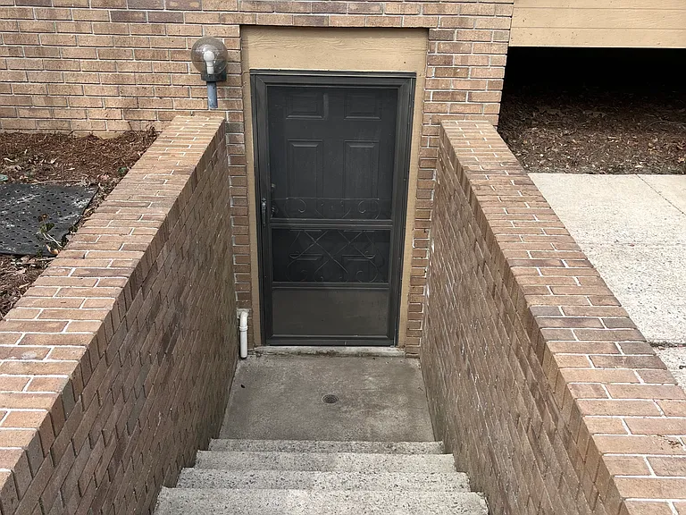 704 Red Oak Dr — Photo 46