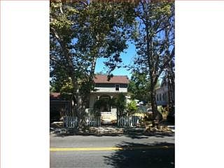 3rd image of 685 E Saint James St
