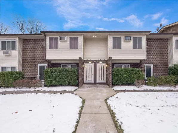 11 Blue Hill Commons Drive #J, Orangeburg, NY 10962