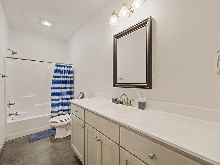 Lindale Landing North/South — Photo 16
