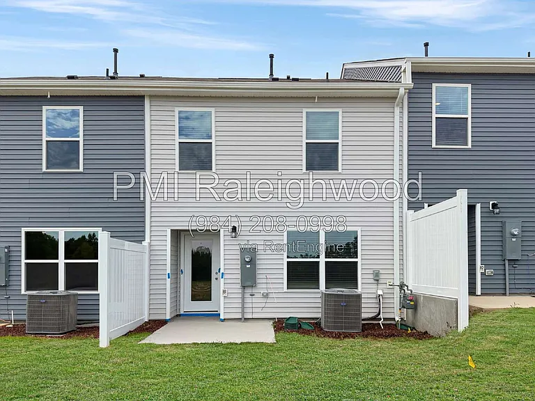 108 Clementine St — Photo 25