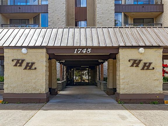 3rd image of 1745 Leighton Rd #310