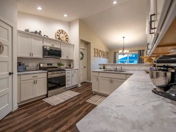 3466 Samson Dr, Milton, WI 53563