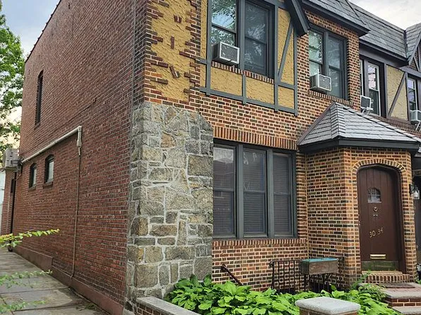 3034 85th St, Flushing, NY 11370