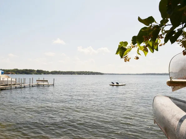 4387 Wilshire Blvd #212, Mound, MN 55364