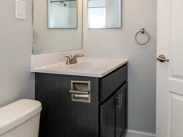 Cub Hill Apartments — Photo 18