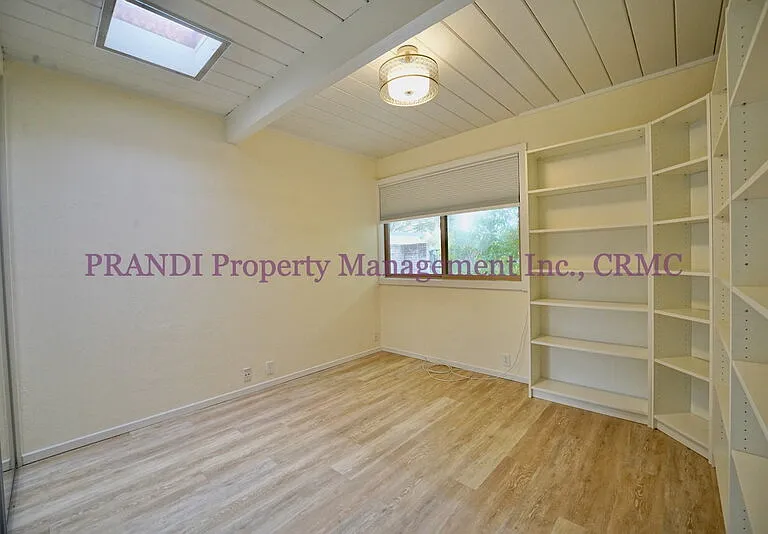 1309 Idylberry Rd — Photo 15