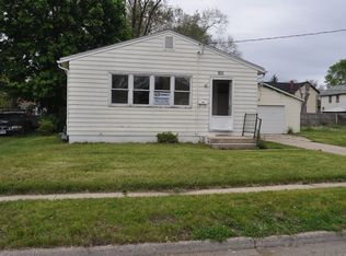 931 Randall St, Beloit, WI 53511