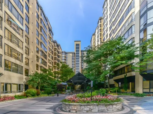 195 Saint Patrick St #Penthouse 6, Toronto, ON M5T 2Y8