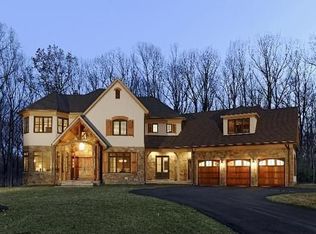 11105 Elmview Pl, Great Falls, VA 22066