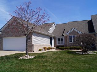417 Burgenstock Dr, Lansing, MI 48917