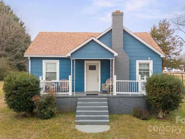 2014 N Mehaffey Ave, Newton, NC 28658