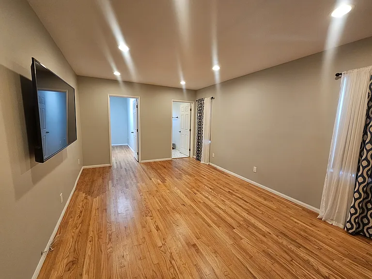 MASTER BEDROOM WITH WALK IN CLOSET AND BATHROOM