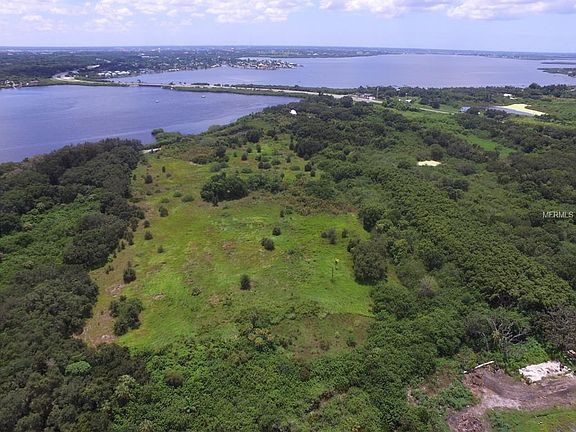 3rd image of 232 Bayshore Dr