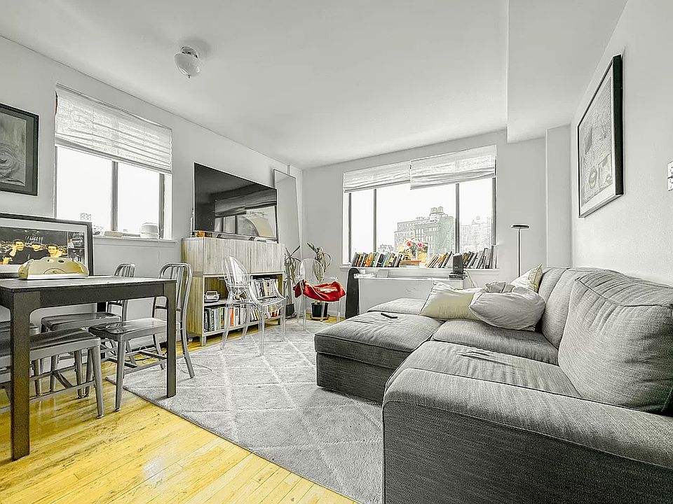 1st image of 259 Elizabeth St Ste B